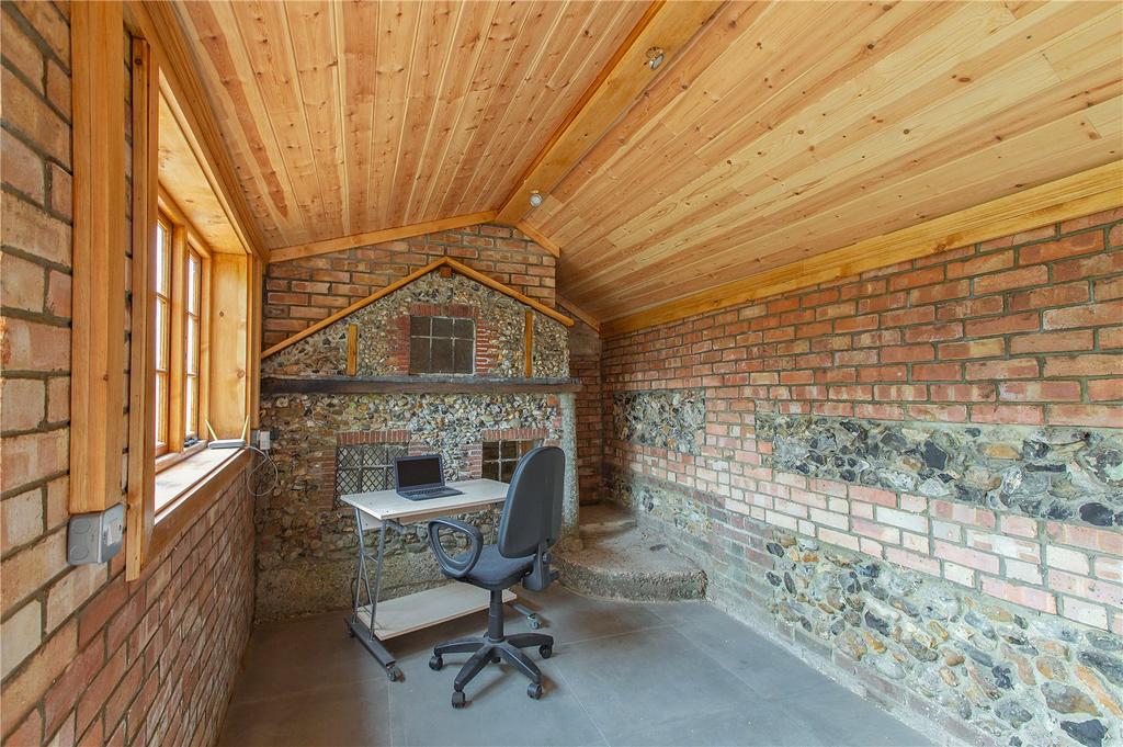 Outbuilding