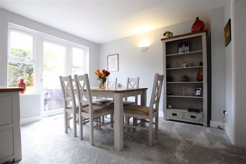 5 Balliol Road, Brackley, NN13 6LY