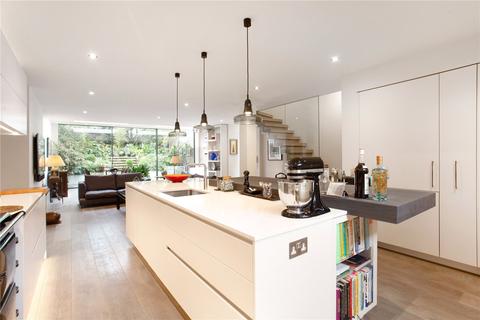 22 Redgrave Road, London, SW15 1PX