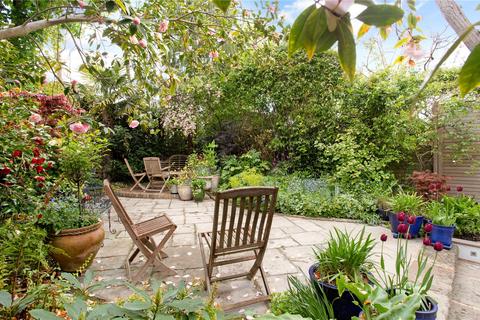 22 Redgrave Road, London, SW15 1PX