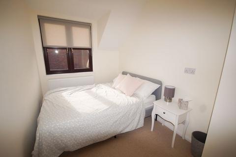 15 Abbey Walk, Great Missenden, HP16 0AY