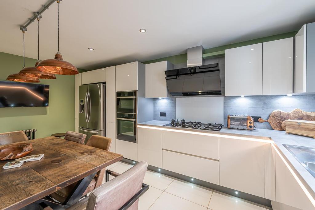 Kitchen/dining room