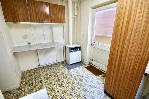 69 Bevisland, Swindon, SN3 6AN
