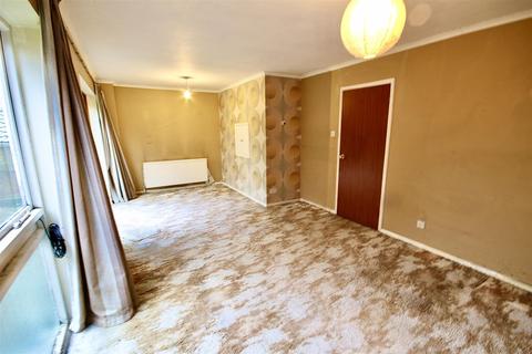 69 Bevisland, Swindon, SN3 6AN
