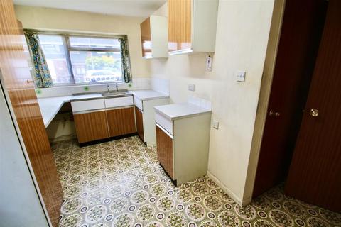 69 Bevisland, Swindon, SN3 6AN
