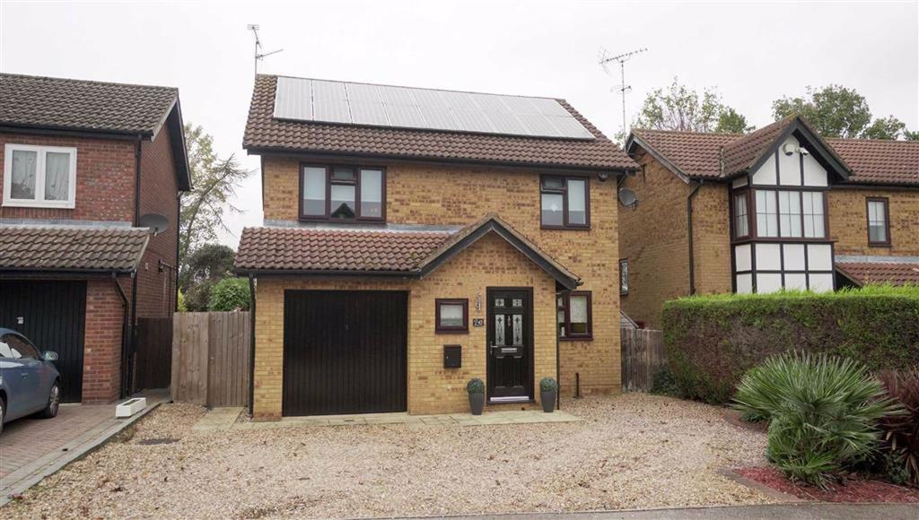 Chatsworth Drive, Wellingborough 4 bed detached house £319,995