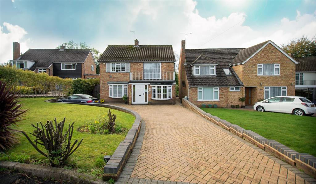 Folly Close, Radlett, Radlett 4 bed detached house £950,000