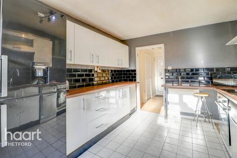 96 Fairfields, Thetford, IP24 1LB