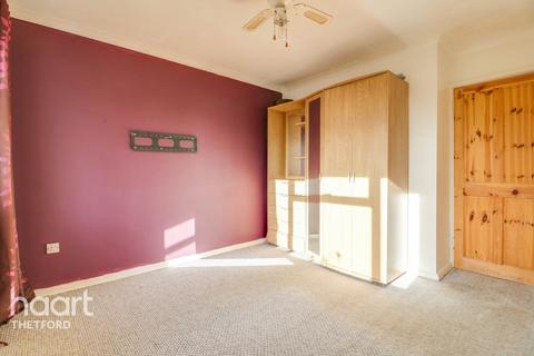 96 Fairfields, Thetford, IP24 1LB
