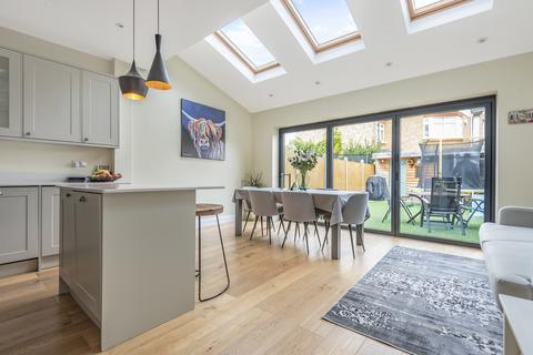 3 Mount Pleasant Road, New Malden, KT3 3JZ
