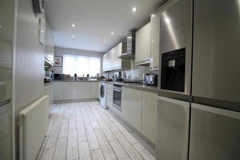 38 Biddall Drive, Manchester, M23 1PF