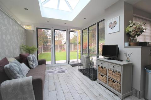 38 Biddall Drive, Manchester, M23 1PF