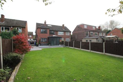 38 Biddall Drive, Manchester, M23 1PF