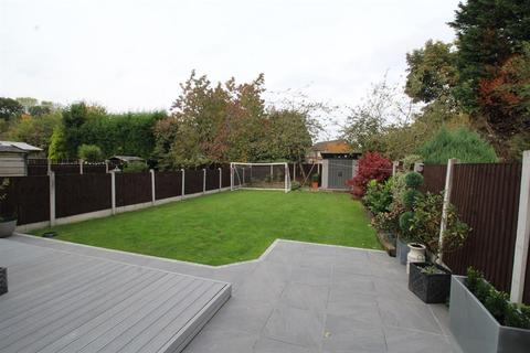 38 Biddall Drive, Manchester, M23 1PF