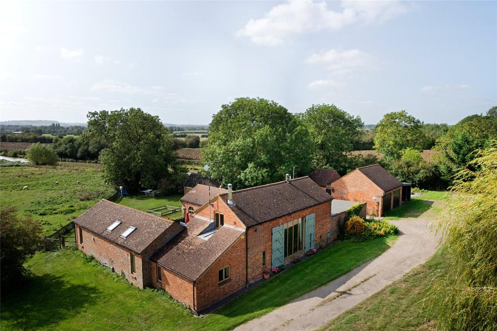 Longdown Lane, Willoughby, Rugby, Warwickshire, CV23 4 bed barn