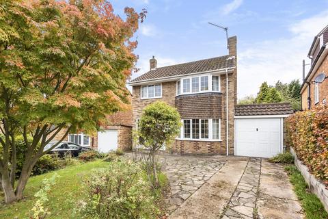 27 Hazell Way, Stoke Poges, Slough, SL2 4DD