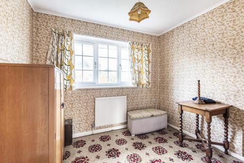 27 Hazell Way, Stoke Poges, Slough, SL2 4DD