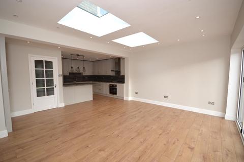 38 Marshalls Drive, Romford, RM1 4JT