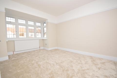 38 Marshalls Drive, Romford, RM1 4JT