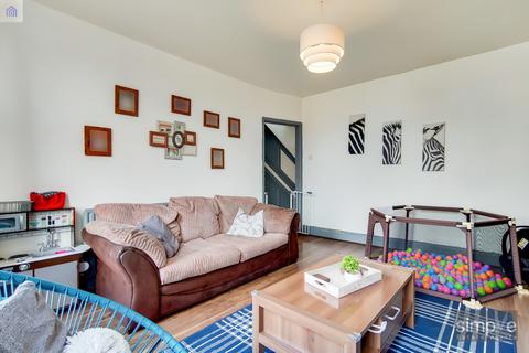 2a Bourne Circus, Hayes, UB3 1PS