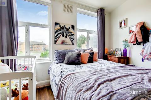 2a Bourne Circus, Hayes, UB3 1PS