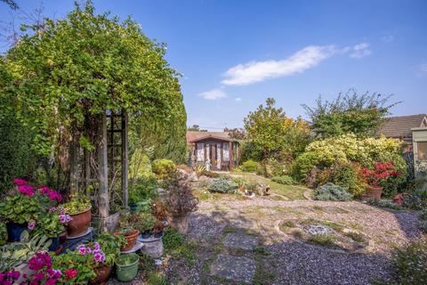 8 Arun Vale, Coldwaltham, Pulborough, RH20 1LP