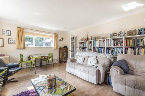 8 Arun Vale, Coldwaltham, Pulborough, RH20 1LP
