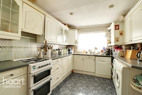 18 Bannister Close, Greenford, UB6 0SP