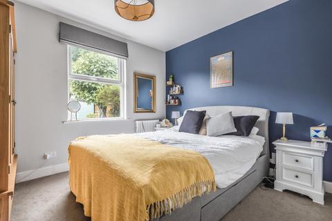 3 Bickersteth Road, London, SW17 9SE