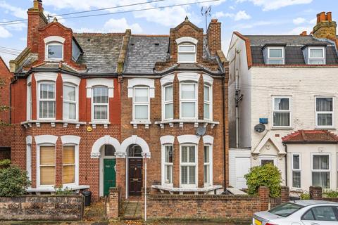 3 Bickersteth Road, London, SW17 9SE