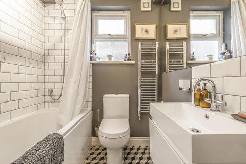 3 Bickersteth Road, London, SW17 9SE