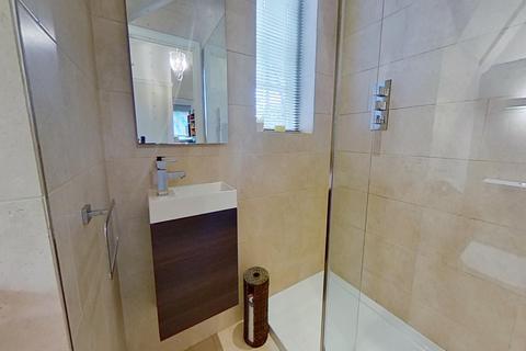 22 Crossways, Romford, RM2 6AL