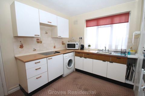 70 Lime Grove, New Malden, KT3 3TR