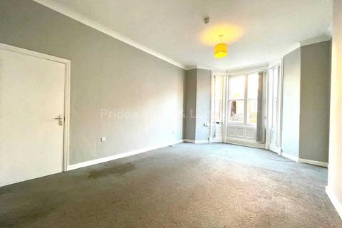 Studio to rent, Monks Road, Lincoln