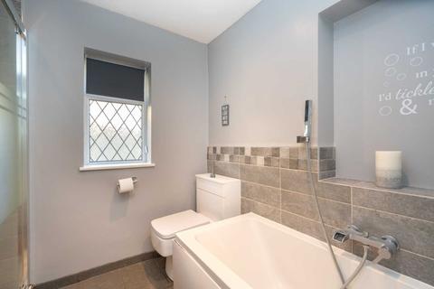 21 Shepherds Green, Hemel Hempstead, HP1 2HL