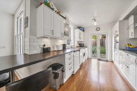 129 Framfield Road, London, W7 1NQ
