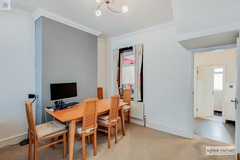 29 Friars Road, London, E6 1LJ