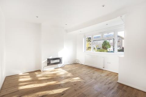 14 Wilverley Crescent, New Malden, KT3 5LN