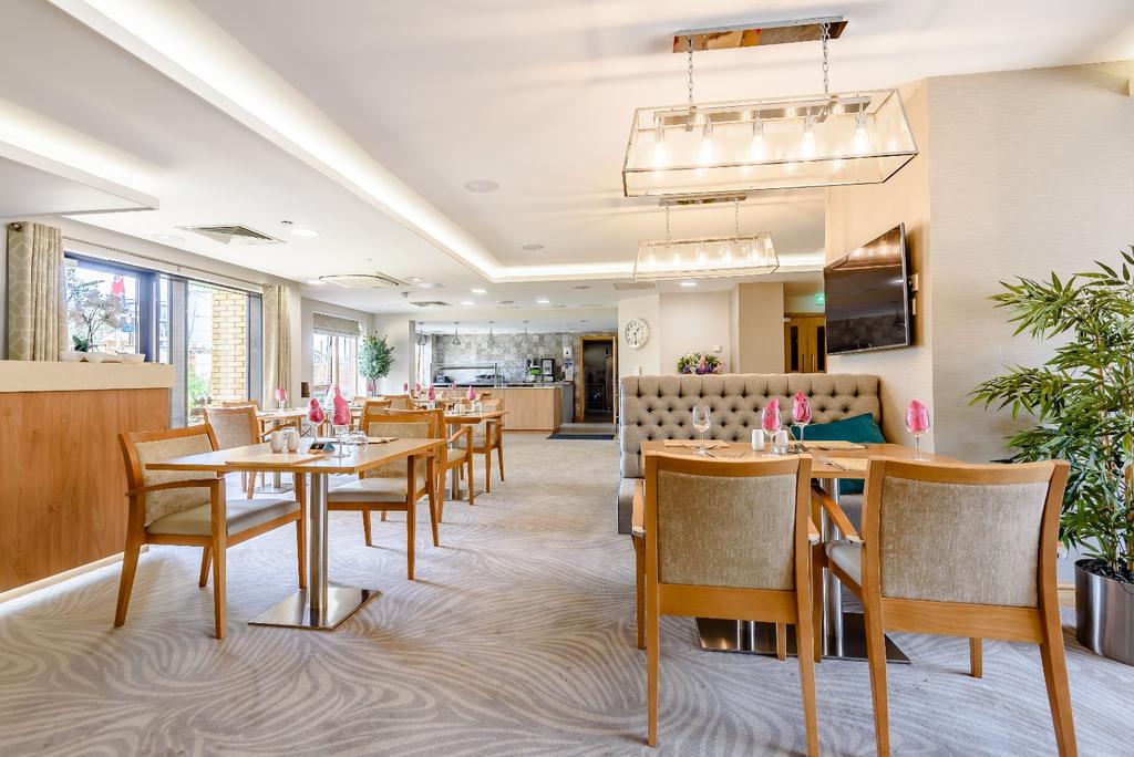 Communal Dining