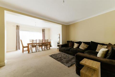 31 Adelaide Road, Hounslow, TW5 9AG
