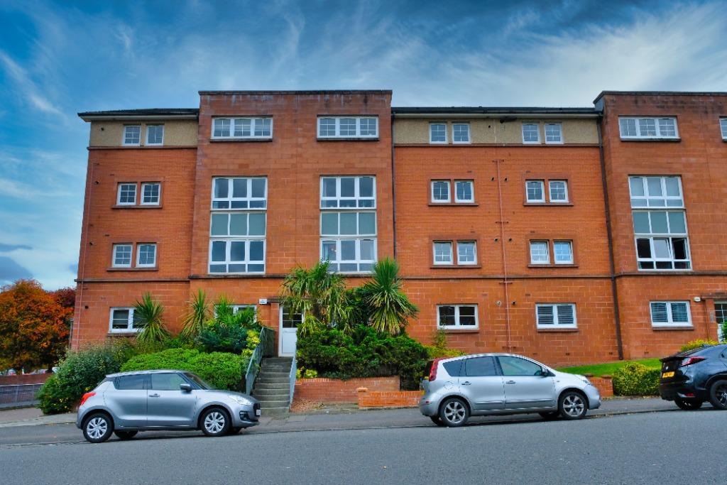 Dinmont Road, Flat 1/1, Shawlands, Glasgow, G41 3UD 2 bed flat £175,000
