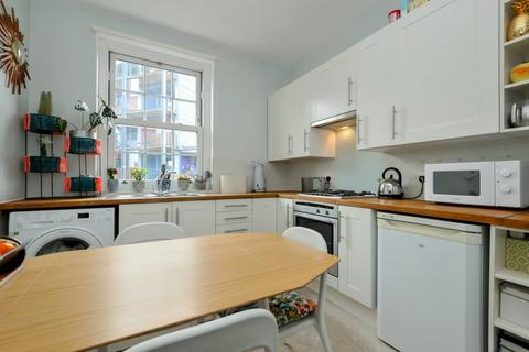 1 bedroom apartment to rent, Gibson Gardens, Stoke Newington