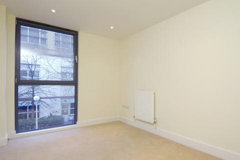 2 bedroom flat to rent, Fulham Road, Chelsea SW10