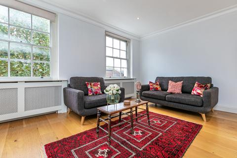 3 bedroom flat to rent, Cunningham Place, London, NW8