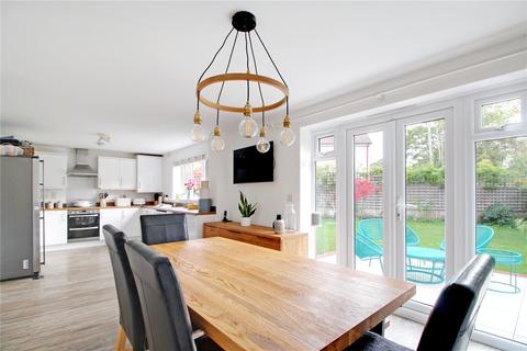 9 Brownes Grove, Loddon, Norwich, NR14 6FA