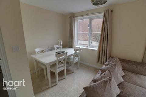 2 bedroom apartment to rent, Lysaght Gardens, Newport