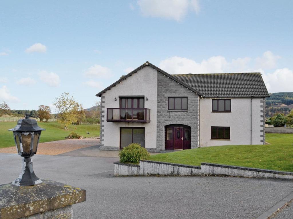 6 Rathven Station Cottages, Buckie 5 bed detached house £1,300 pcm (£