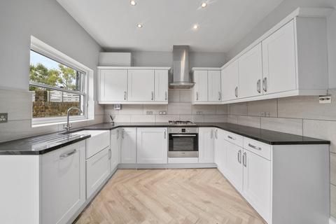 1 Drayton Green, London, W13 0JE