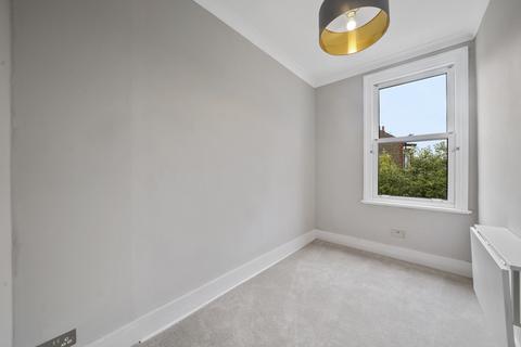 1 Drayton Green, London, W13 0JE
