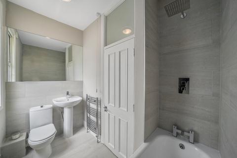 1 Drayton Green, London, W13 0JE